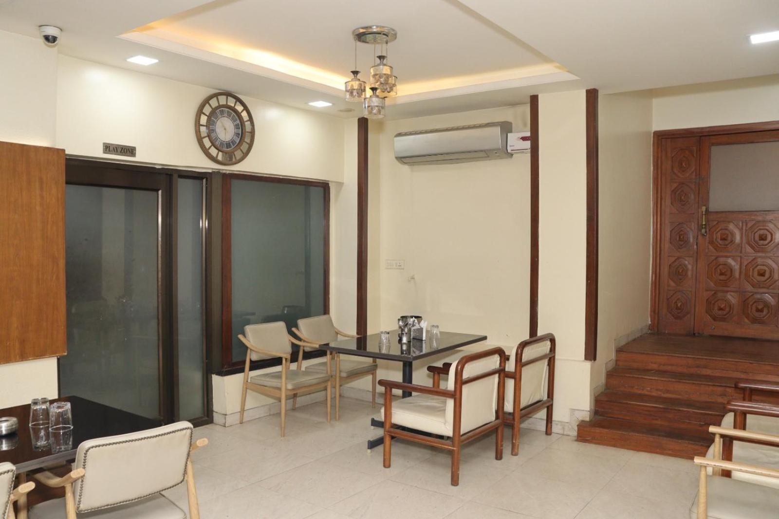 Hotel Raviraj, Chhatrapati Sambhaji Nagar Aurangābād Exterior foto