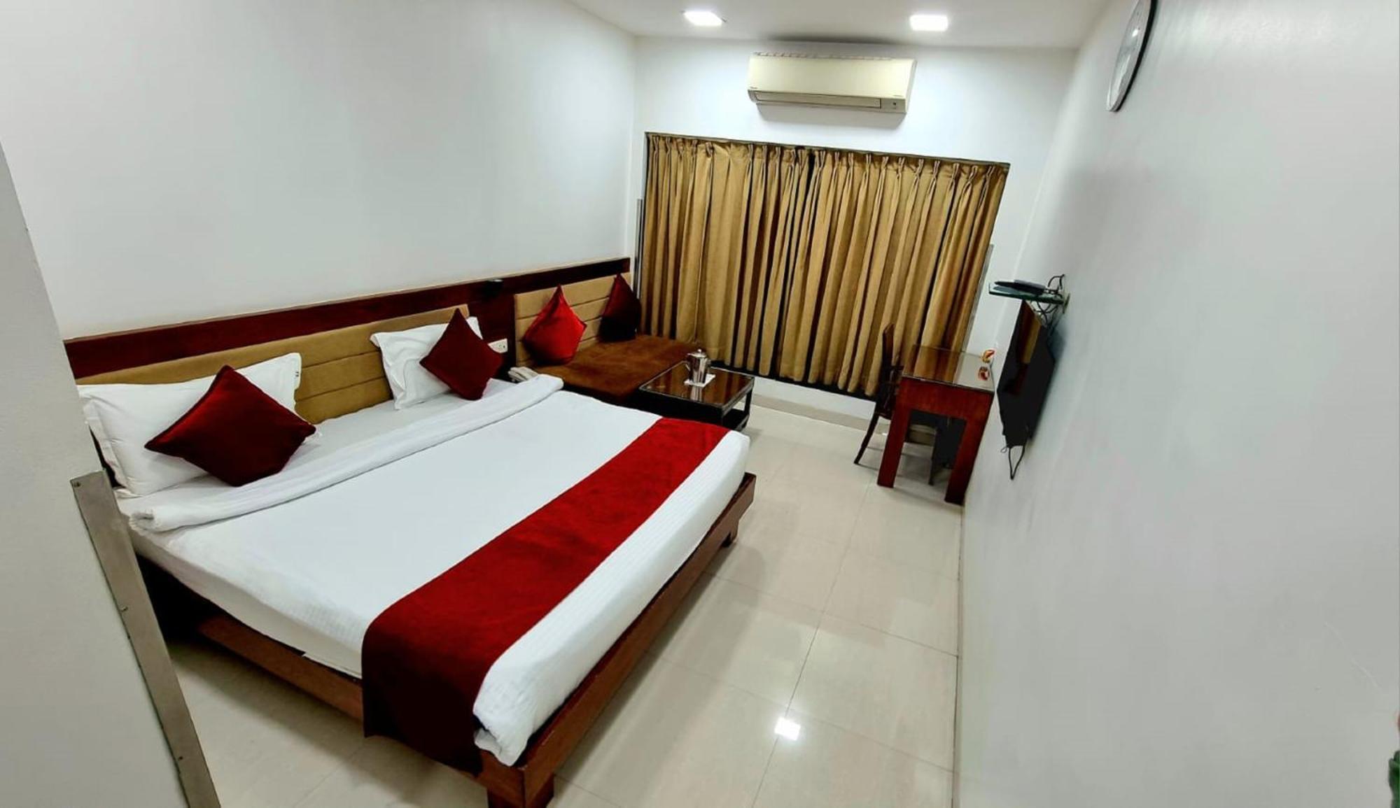 Hotel Raviraj, Chhatrapati Sambhaji Nagar Aurangābād Exterior foto